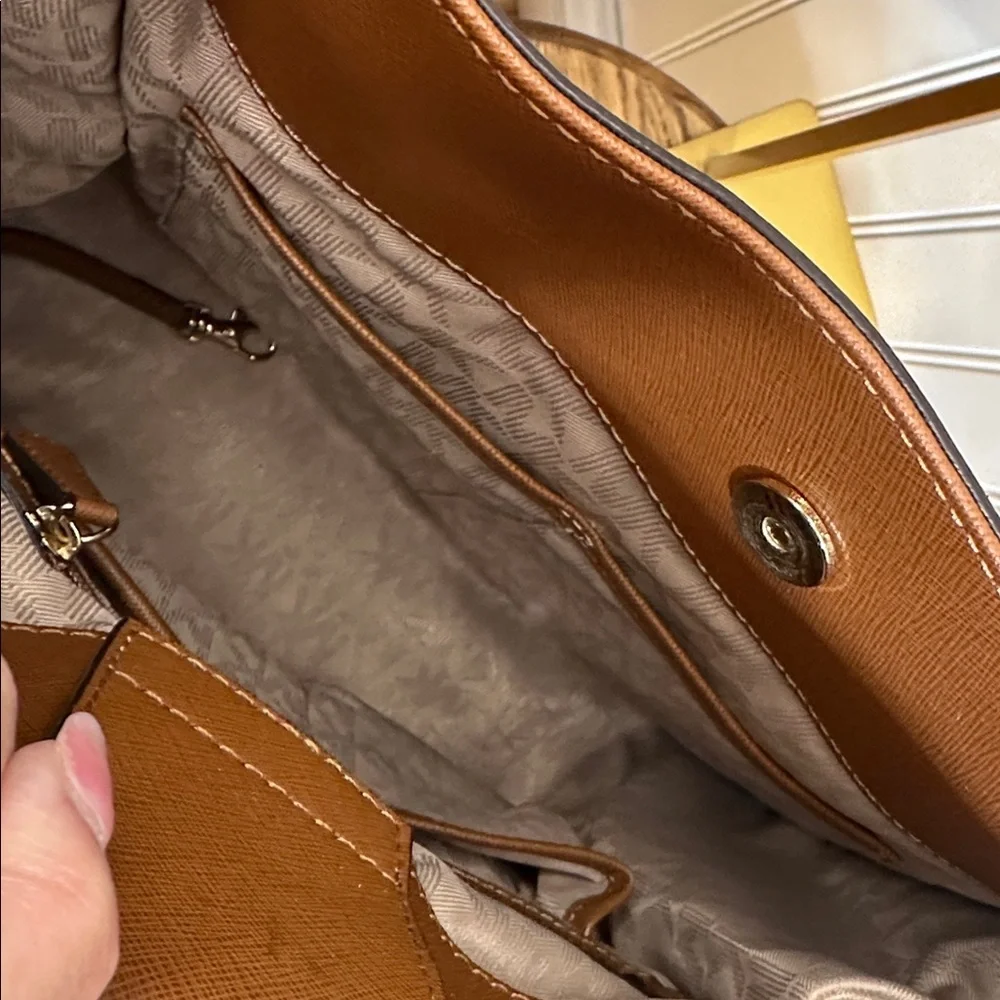 Michael Kors Hamilton Chestnut Leather Handbag with Gold Accents